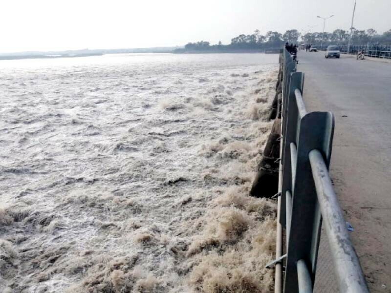 Flood alert issued as India releases water in River Ravi